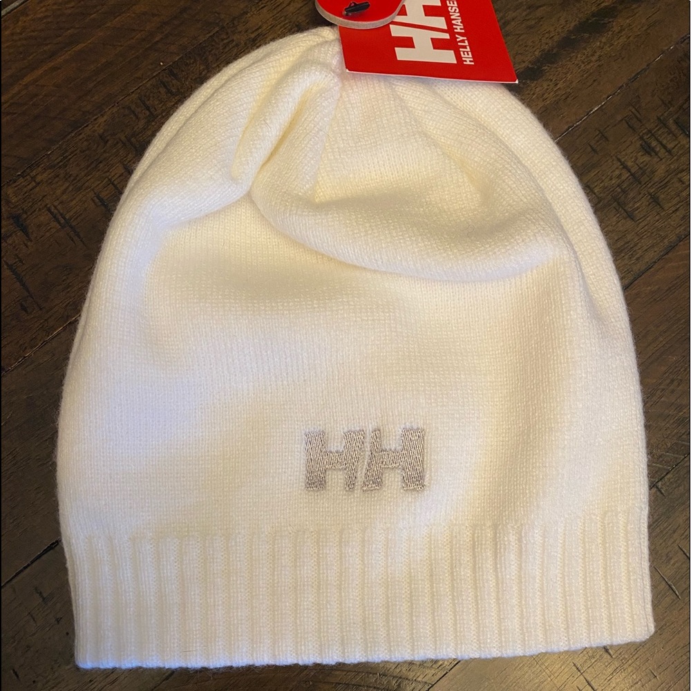 White Helly Hansen Knit Beanie NWT